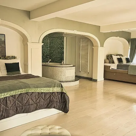 Boutique De Zuilen הילחום