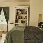 Boutique De Zuilen Villa Hillegom