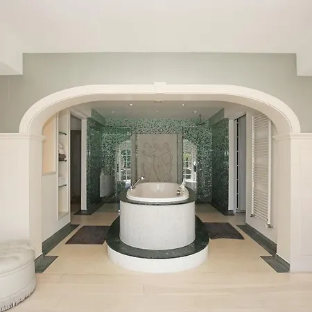 Boutique De Zuilen הילחום